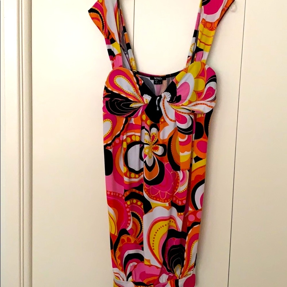 Multicolored spring/summer top or coverup